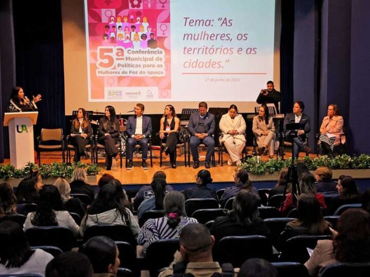 🟣 Câmara de Foz participa da 5ª Conferência de Políticas para Mulheres