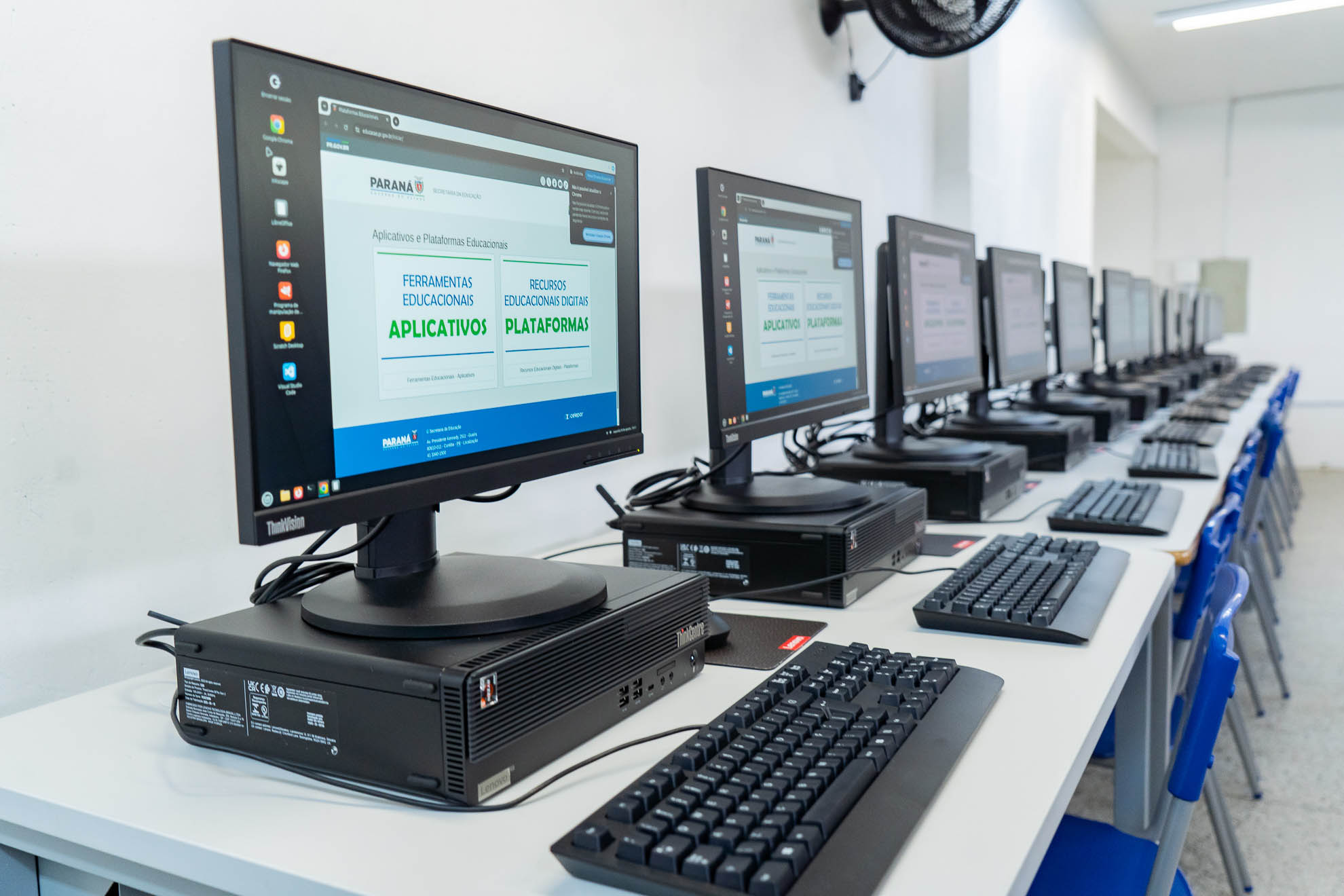 Tecnologia na educação: Governo formaliza entrega de 15 mil desktops para 526 escolas