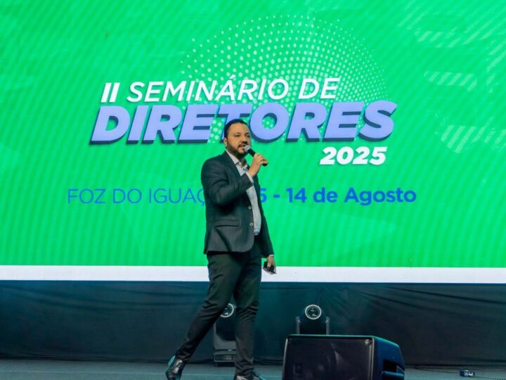 Educação promove encontro de capacitação para mais de 2 mil diretores da rede estadual