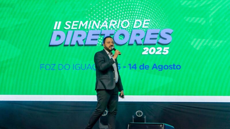 Educação promove encontro de capacitação para mais de 2 mil diretores da rede estadual