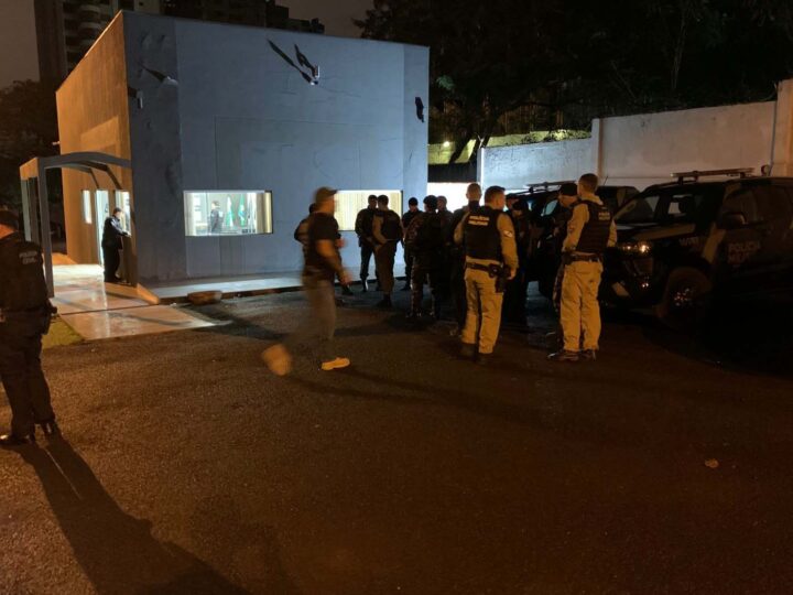 PCPR e PMPR prendem 5 pessoas em operação contra o tráfico em Foz do Iguaçu