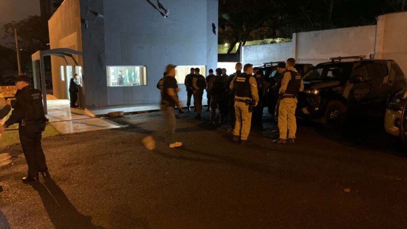 PCPR e PMPR prendem 5 pessoas em operação contra o tráfico em Foz do Iguaçu