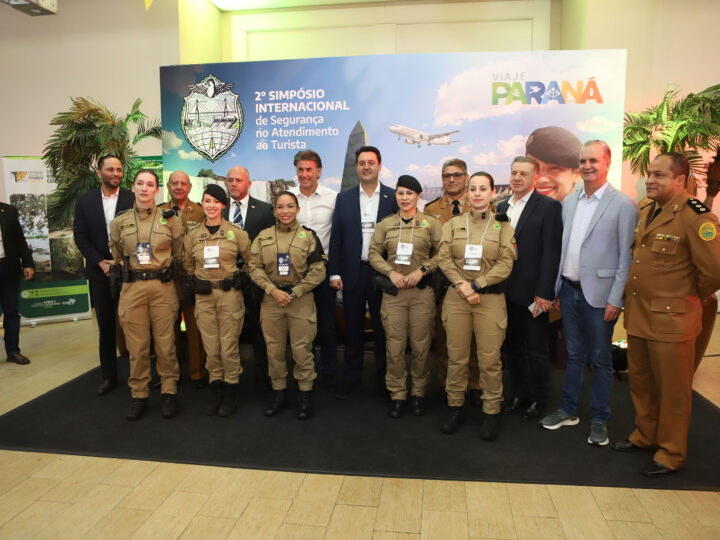 Encontro no Paraná reúne representantes de 17 países para tratar de segurança ao turista