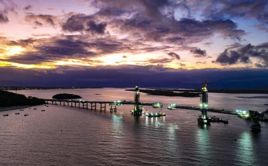 Paraná terá maior queima de fogos da história do Litoral na Ponte de Guaratuba