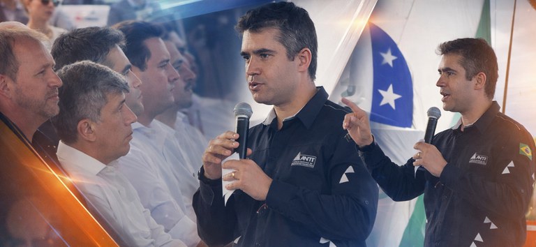 Começa a duplicação da BR-277, entre Palmeira e Irati com termino e Foz do Iguaçu, fortalecendo o principal corredor logístico do Paraná