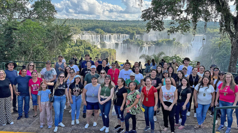 Paraná Mais Viagem leva 13,4 mil paranaenses para conhecer atrativos do Estado em 2025
