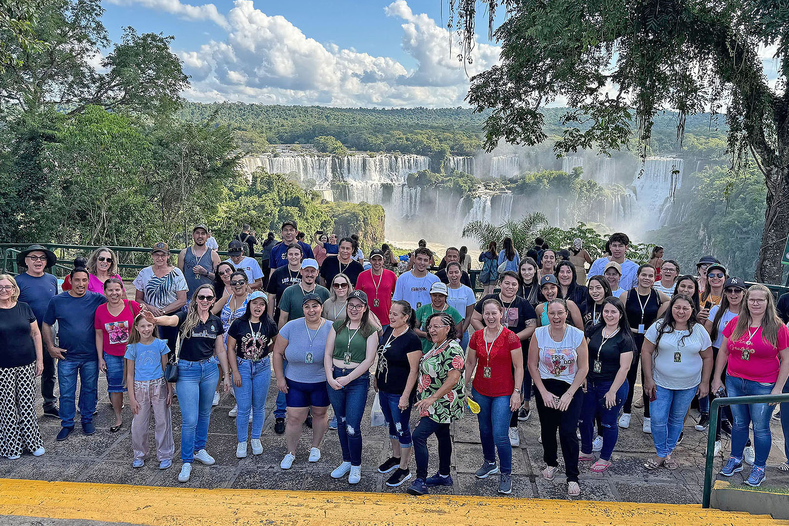 Paraná Mais Viagem leva 13,4 mil paranaenses para conhecer atrativos do Estado em 2025