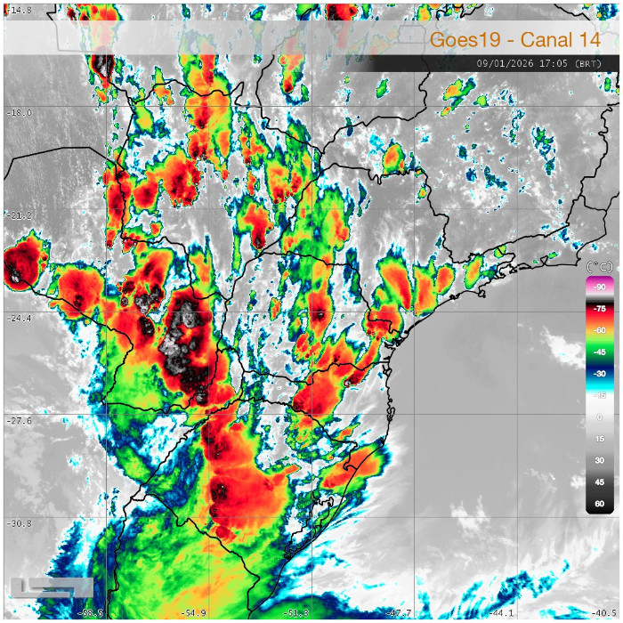 Ciclone extratropical provoca temporais e chuva intensa no Paraná