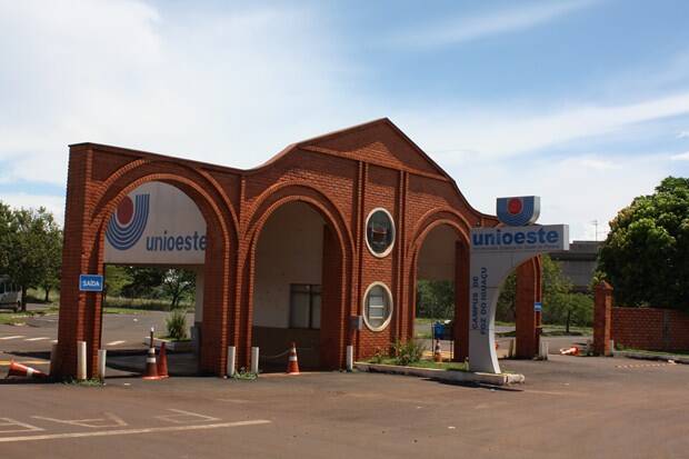 Unioeste fortalece políticas de permanência estudantil por meio do Aprova Paraná