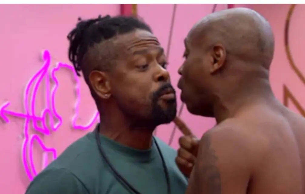 Edilson Capetinha é expulso do BBB 26 após briga com Leandro Boneco