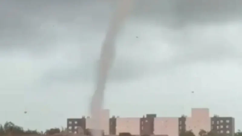 Após dois tornados, Defesa Civil mantém alerta no Rio Grande do Sul