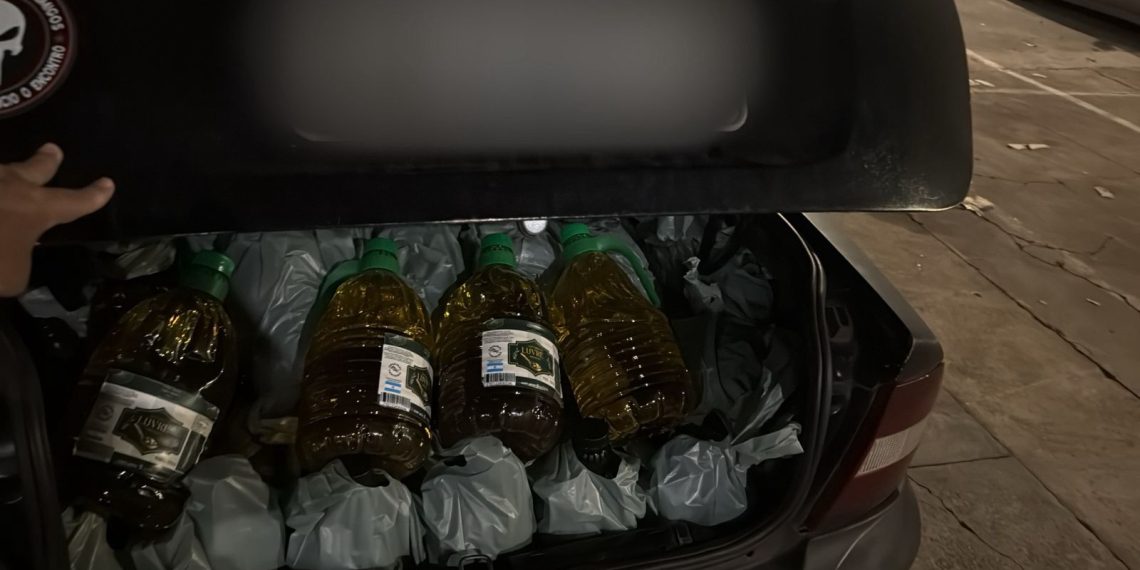 Três são presos por contrabando de azeite proibido em Santa Terezinha de Itaipu