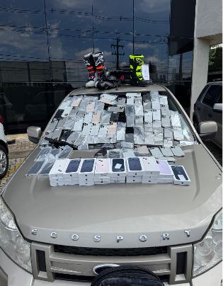 Comboio do contrabando vindo do Paraguai: PF e Receita apreendem celulares de R$ 1 milhão