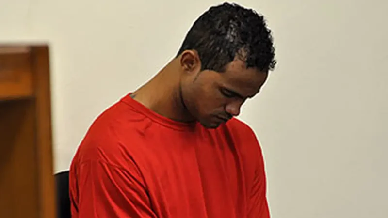 Ex-goleiro Bruno, do Flamengo, tem 5 dias para comparecer à Justiça 