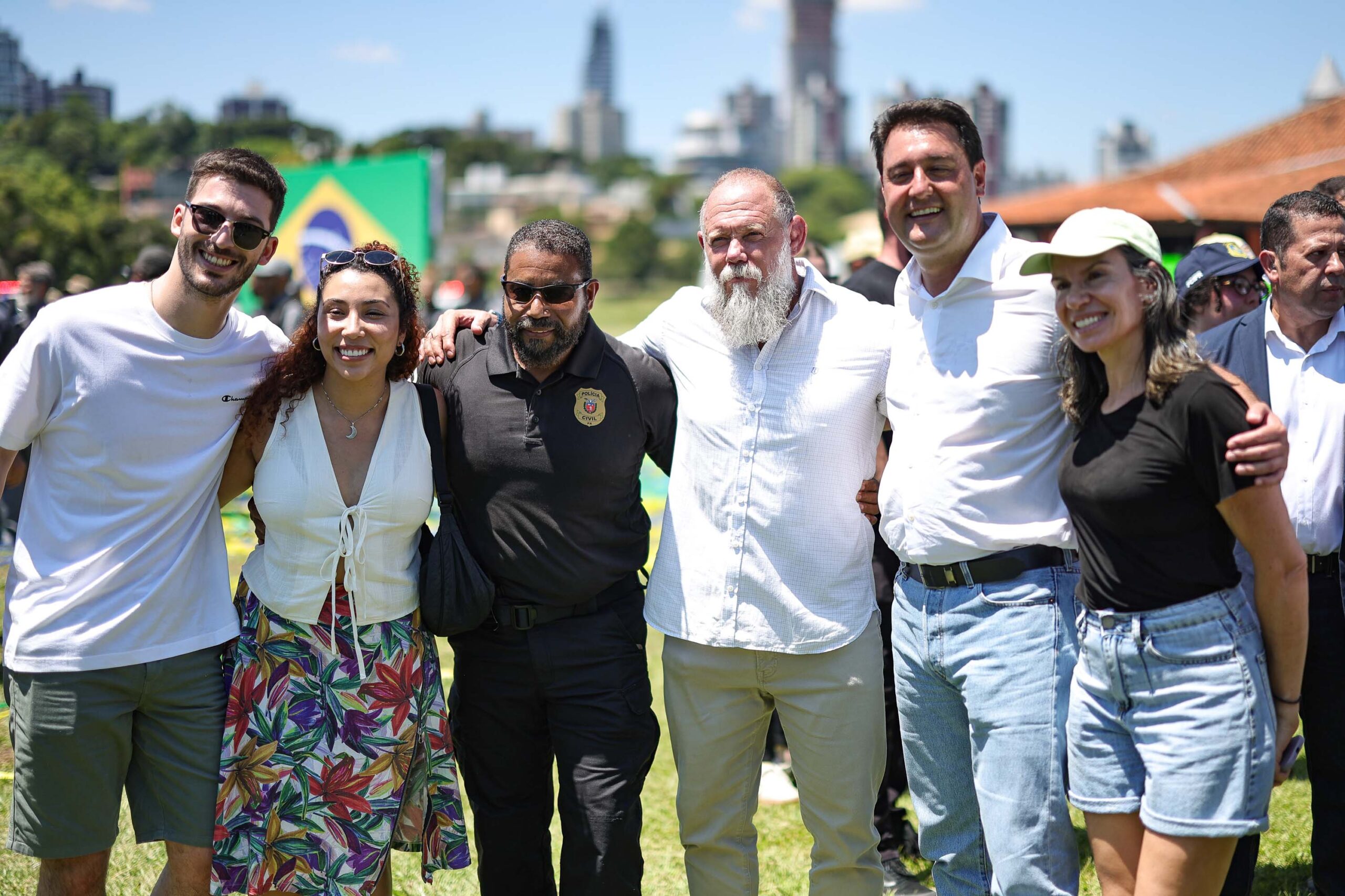 Governador Ratinho Junior anuncia novo concurso da Polícia Civil para este ano