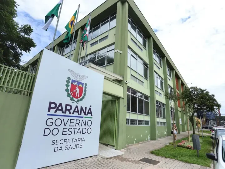 Mais de 92 mil candidatos disputam vagas na saúde estadual do Paraná